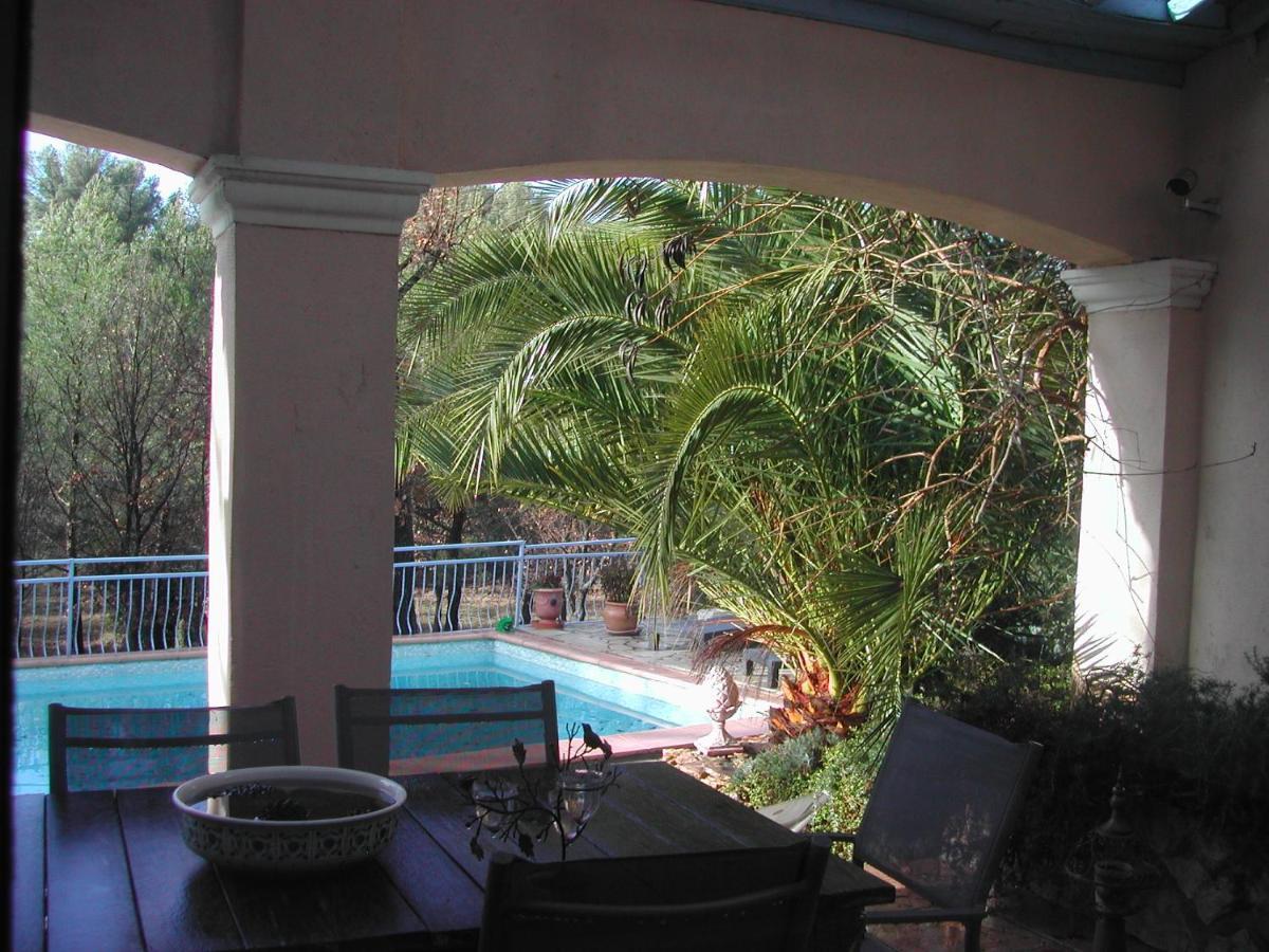 Le Patio Apartment Tourtour Luaran gambar